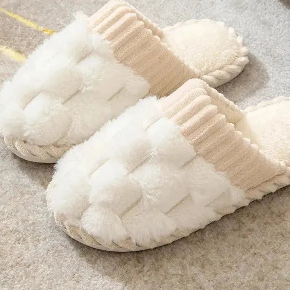 Close view of the white plush weave and ribbed straps